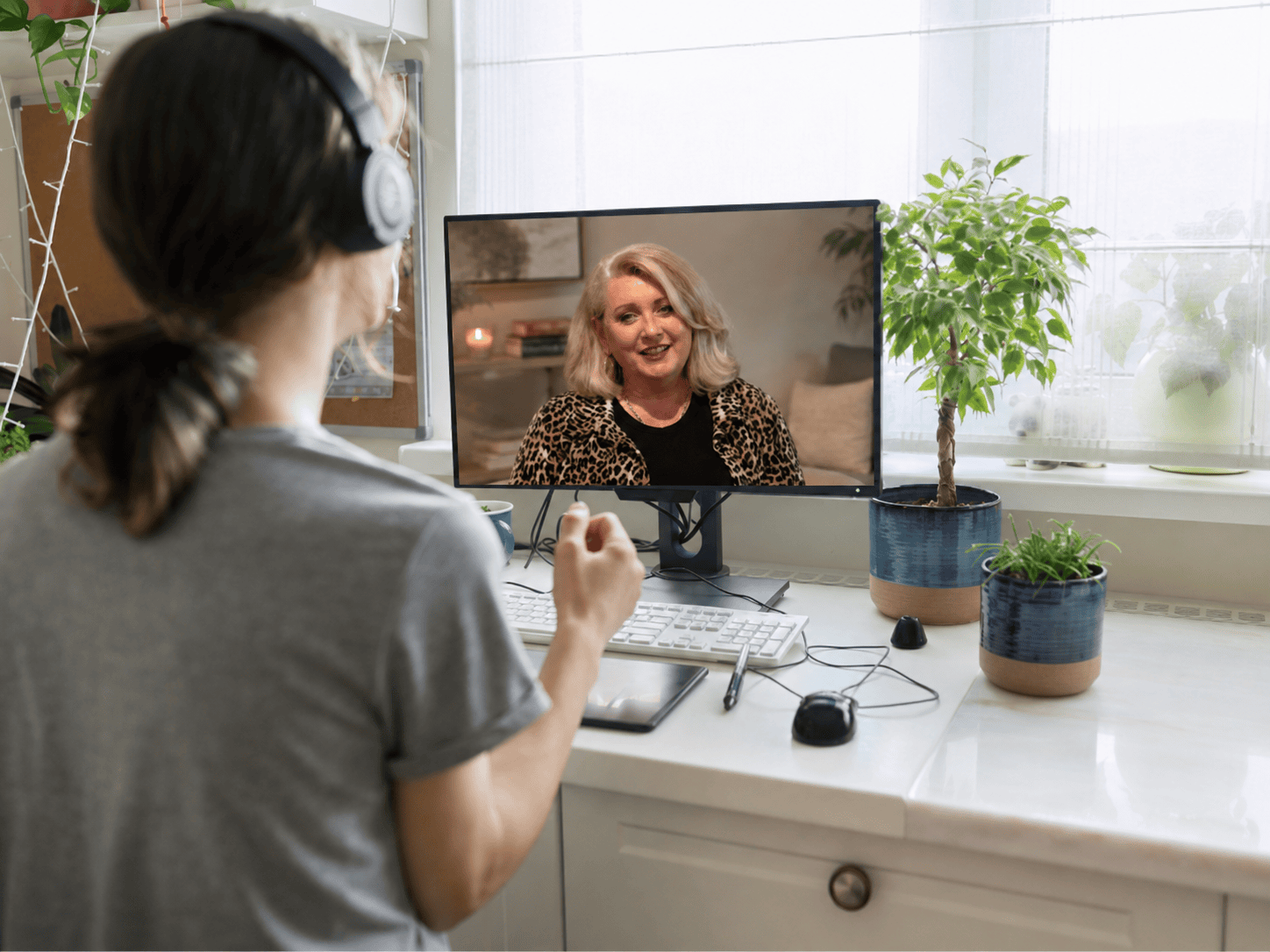 Online counselling and telehealth session with Megan Tregilgas